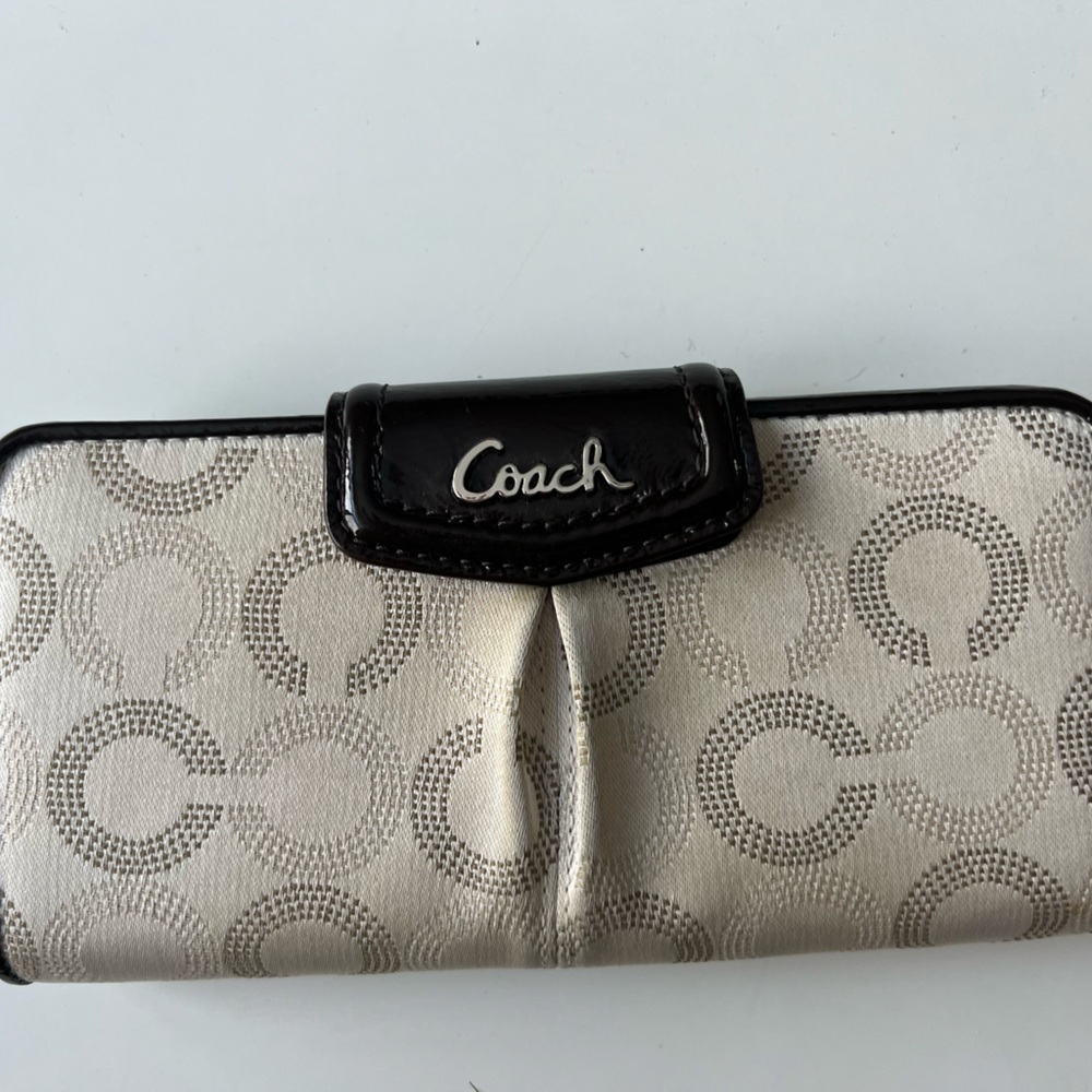 Coach wallet EUC